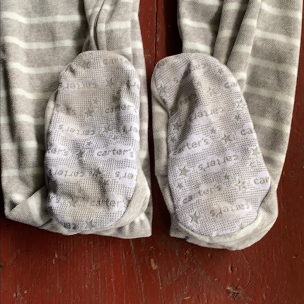 Footed PJs 4T - Picture 4 of 8